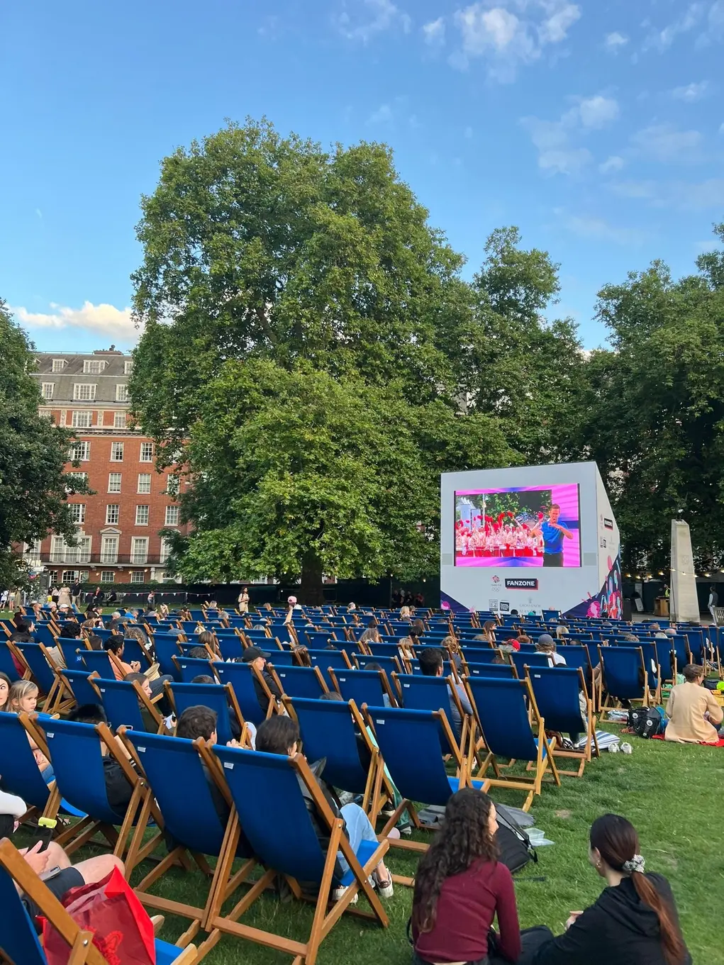 Fanzone in Grosvenor Square