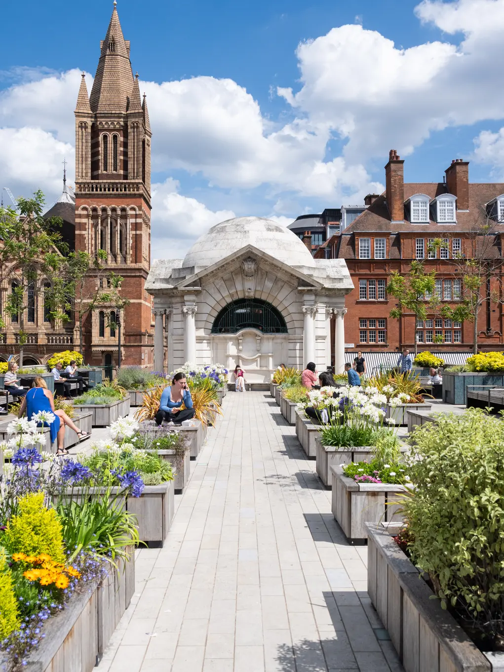 Brown Hart Gardens in Mayfair - an elevated garden with plants in pots